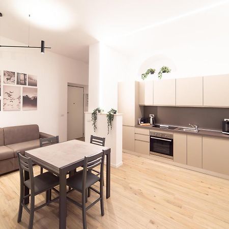 Hbhall Porta Romana Suite Milánó Kültér fotó